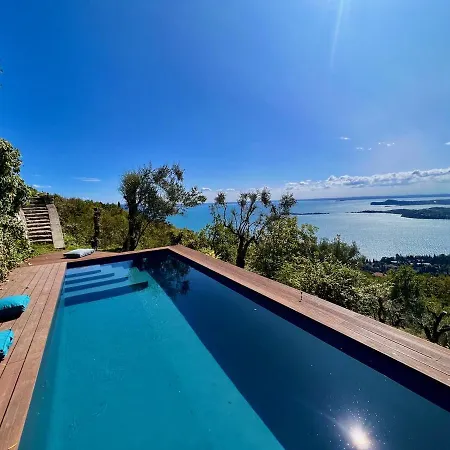 Neu- Ventinove Zauberhaft Renovierte Landhausvilla Mit Traumhaftem 180-seeblick Und Park Gardone Riviera