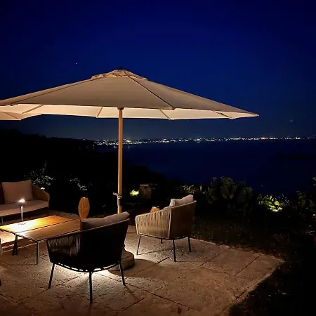 Villa Neu- Ventinove Zauberhaft Renovierte Landhausvilla Mit Traumhaftem 180-seeblick Und Park *