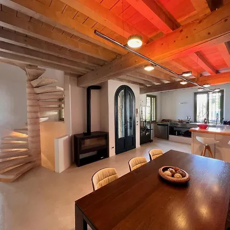 Villa Neu- Ventinove Zauberhaft Renovierte Landhausvilla Mit Traumhaftem 180-seeblick Und Park *