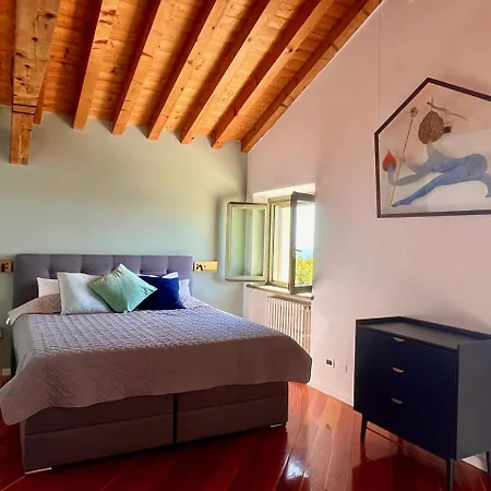 Neu- Ventinove Zauberhaft Renovierte Landhausvilla Mit Traumhaftem 180-seeblick Und Park * Gardone Riviera